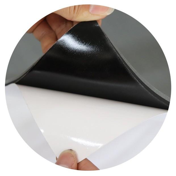 45 급 해양 등급 에바는 수영 플랫폼 패드에 홈을 팠습니다 1